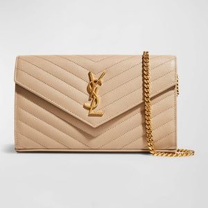 Yves Saint Laurent Classic Monogram Matelasse
Chevron Chain Wallet Shoulder Bag